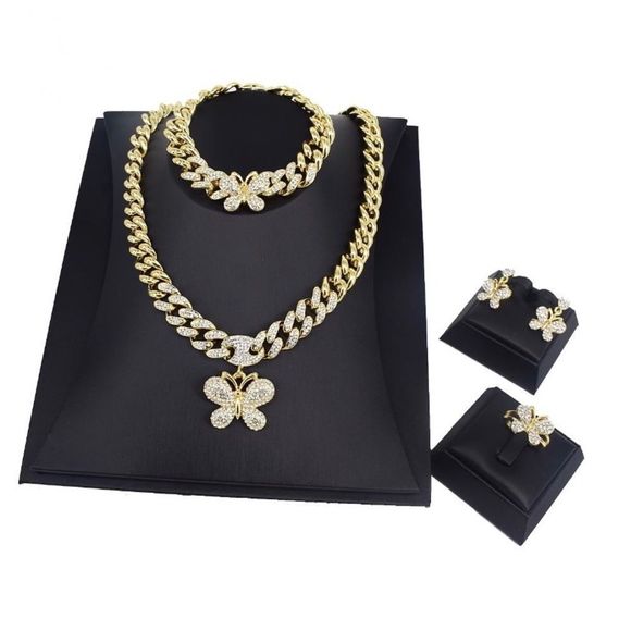 Butterfly Cuban Link Jewelry Set - Picture 2 of 2